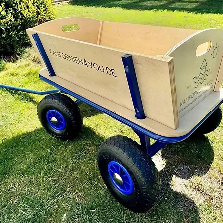 Ankerplatz Mit Meerblick Direkt Am